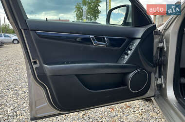 Седан Mercedes-Benz C-Class 2007 в 