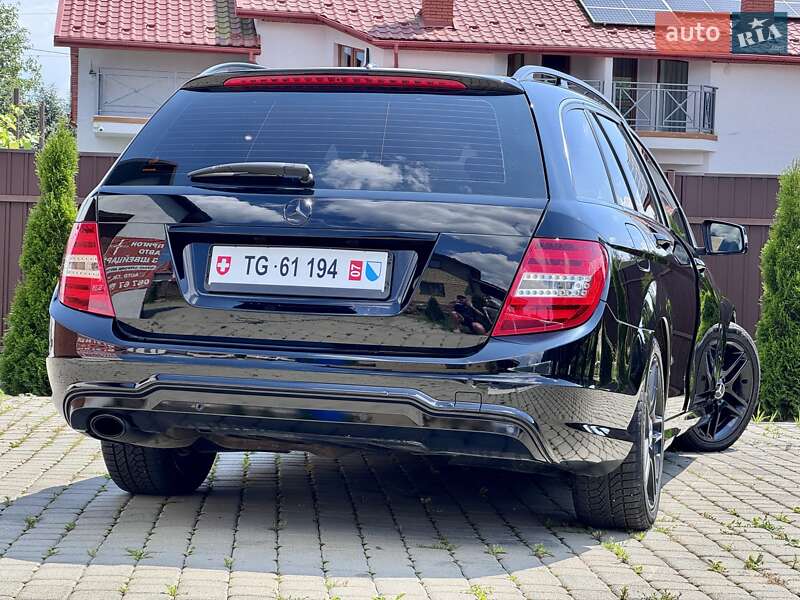 Універсал Mercedes-Benz C-Class 2012 в Стрию