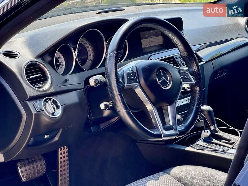 Універсал Mercedes-Benz C-Class 2012 в Стрию