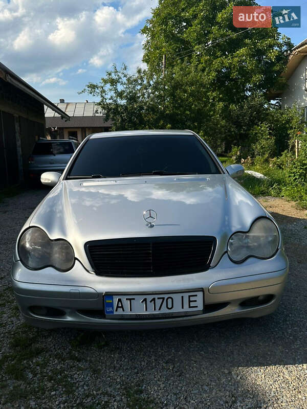 Mercedes-Benz C-Class 2001