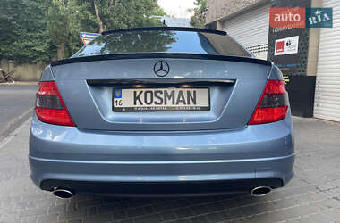 Седан Mercedes-Benz C-Class 2011 в 