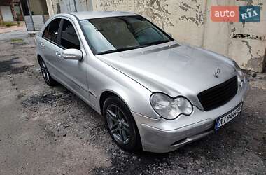 Седан Mercedes-Benz C-Class 2004 в 