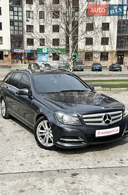 Універсал Mercedes-Benz C-Class 2012 в Сумах
