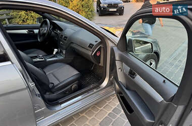 Седан Mercedes-Benz C-Class 2010 в 