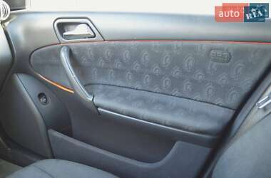 Седан Mercedes-Benz C-Class 2001 в 