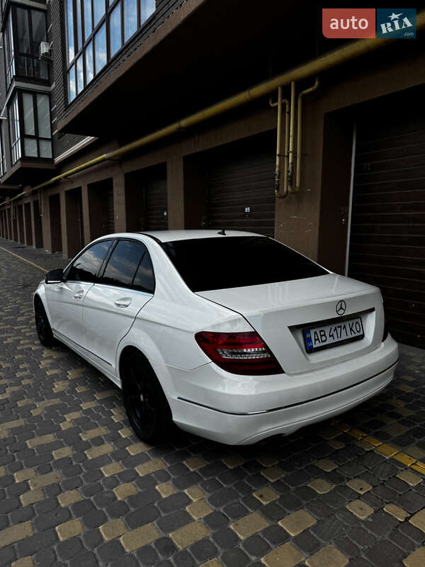 Седан Mercedes-Benz C-Class 2011 в Вінниці
