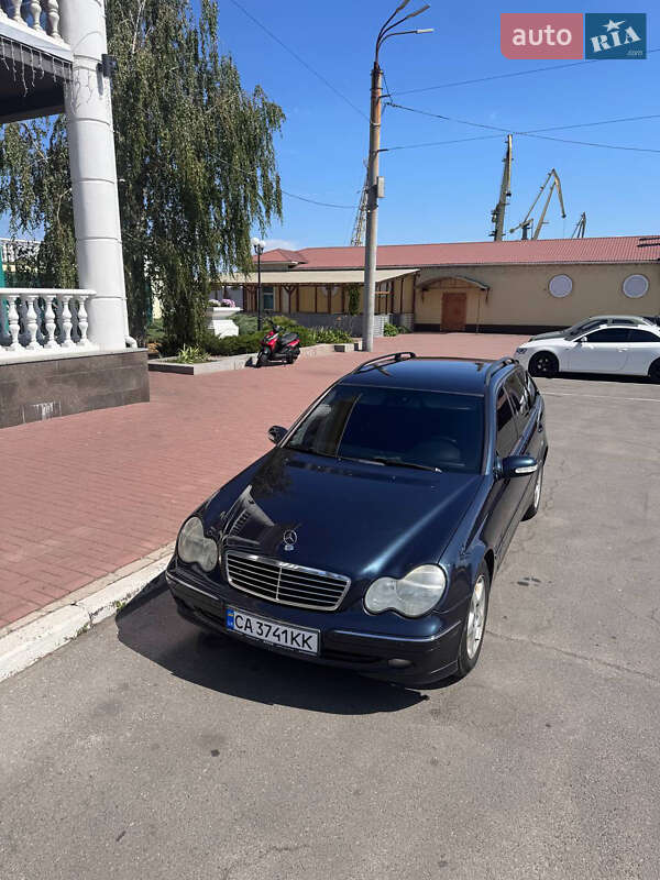 Универсал Mercedes-Benz C-Class 2002 в Черкассах
