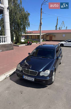 Універсал Mercedes-Benz C-Class 2002 в 