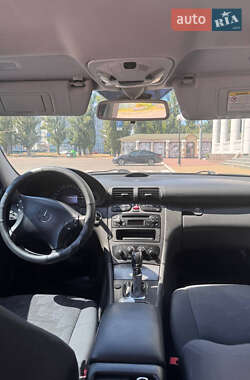 Універсал Mercedes-Benz C-Class 2002 в 