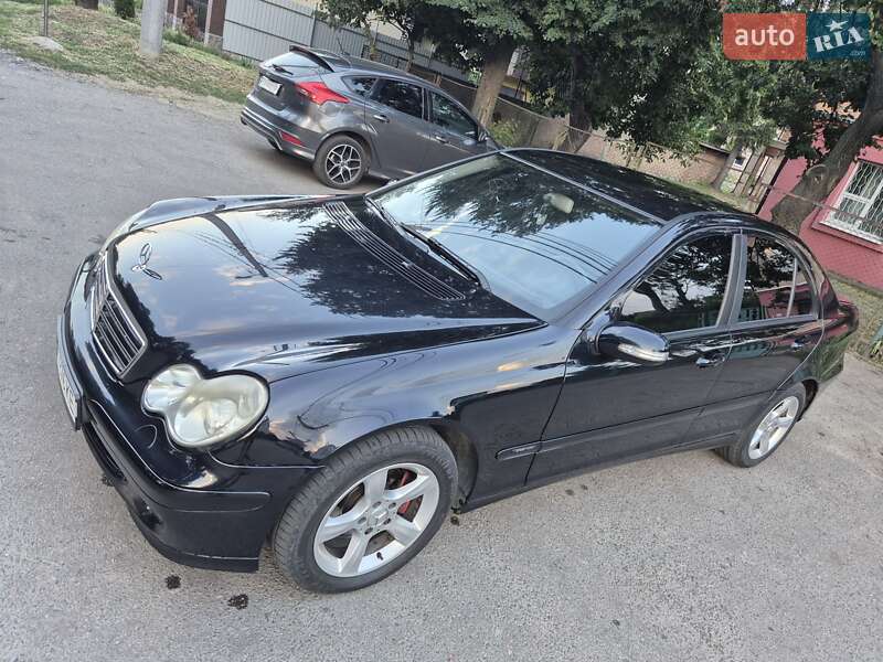 Седан Mercedes-Benz C-Class 2006 в Умані