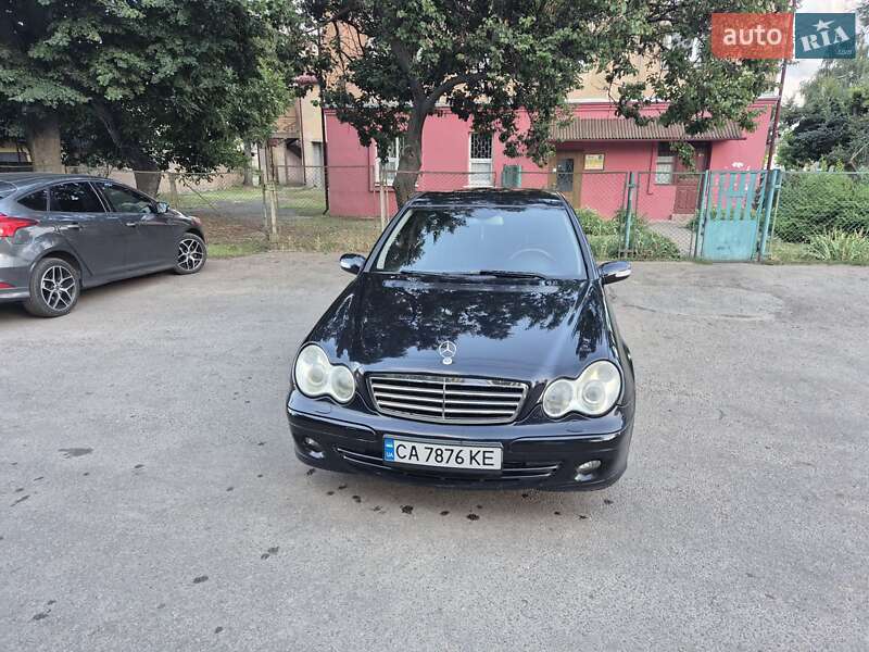 Седан Mercedes-Benz C-Class 2006 в Умані