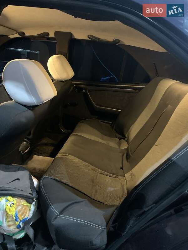 Mercedes-Benz C-Class 1995