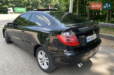 Купе Mercedes-Benz C-Class 2002 в 