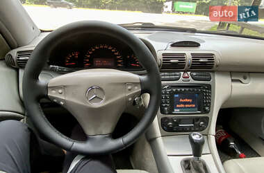 Купе Mercedes-Benz C-Class 2002 в 
