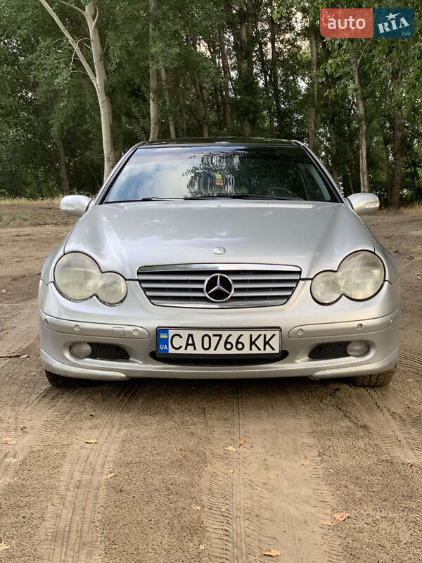 Mercedes-Benz C-Class 2001