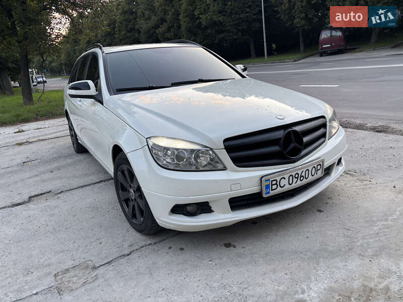 Универсал Mercedes-Benz C-Class 2008 в 