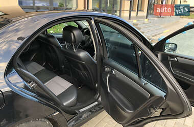 Седан Mercedes-Benz C-Class 2006 в 
