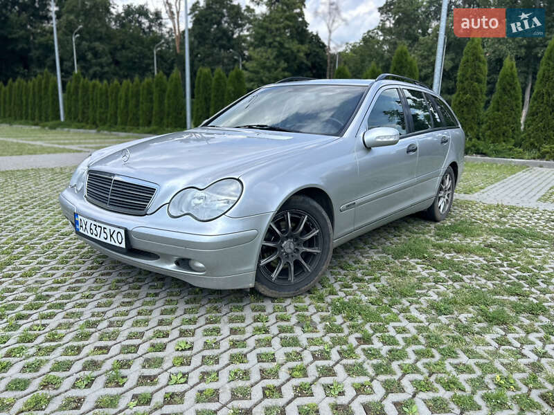 Универсал Mercedes-Benz C-Class 2002 в Харькове фото 7 Универсал Mercedes-Benz C-Class 2002 в Харькове