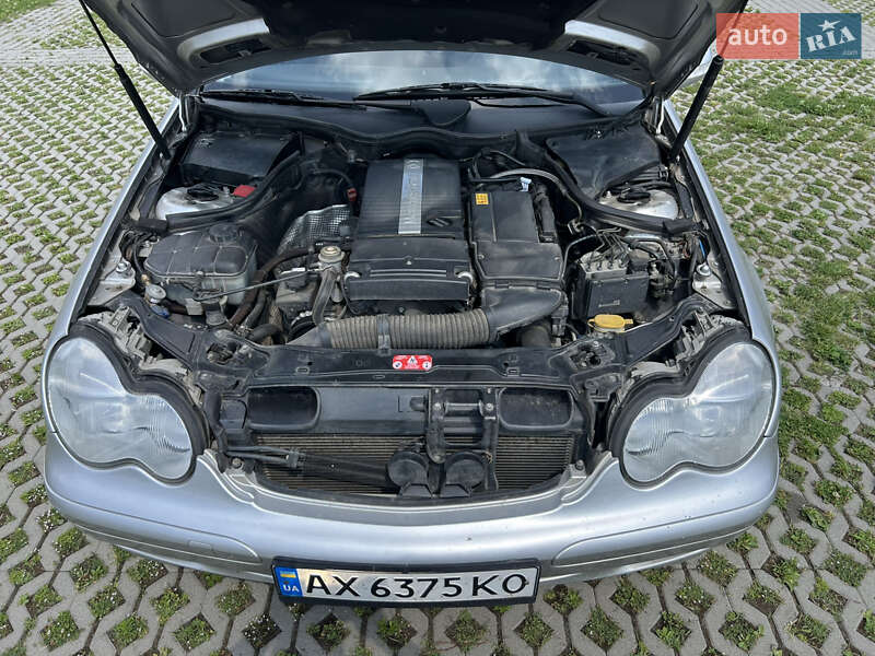 Универсал Mercedes-Benz C-Class 2002 в Харькове фото 15 Универсал Mercedes-Benz C-Class 2002 в Харькове