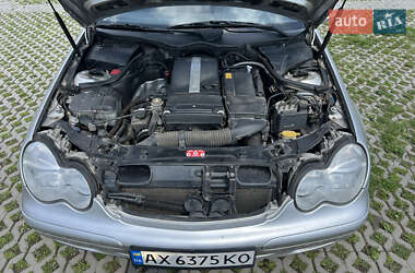 Универсал Mercedes-Benz C-Class 2002 в 