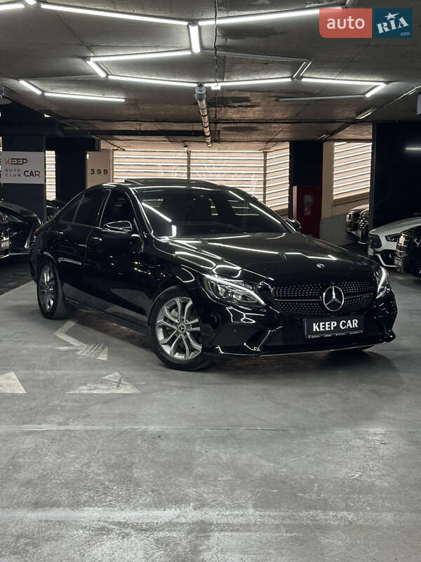 Mercedes-Benz C-Class 2017