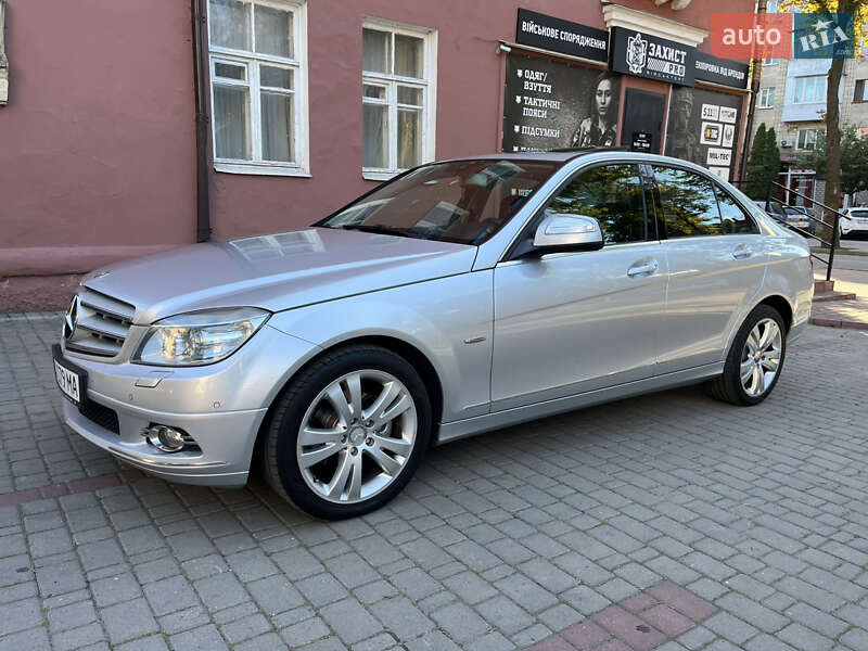 Седан Mercedes-Benz C-Class 2008 в Могилев-Подольске