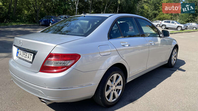 Седан Mercedes-Benz C-Class 2008 в Киеве