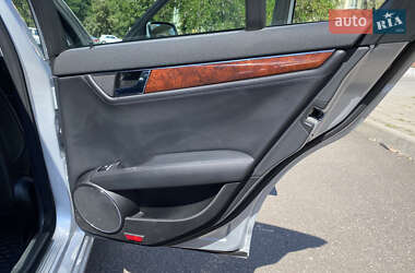 Седан Mercedes-Benz C-Class 2008 в 