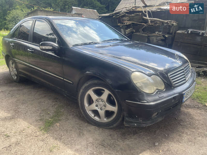 Седан Mercedes-Benz C-Class 2000 в 