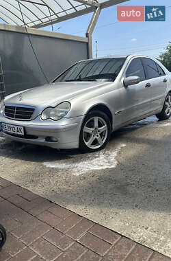 Седан Mercedes-Benz C-Class 2002 в Днепре