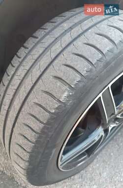 Седан Mercedes-Benz C-Class 2005 в 