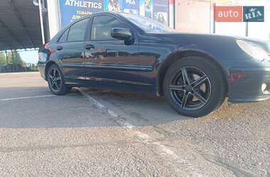 Седан Mercedes-Benz C-Class 2005 в 