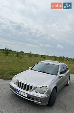 Седан Mercedes-Benz C-Class 2002 в Полонном