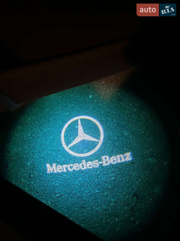 Седан Mercedes-Benz C-Class 2002 в Полонном