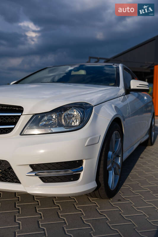 Купе Mercedes-Benz C-Class 2014 в Вінниці
