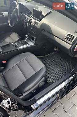 Седан Mercedes-Benz C-Class 2010 в 