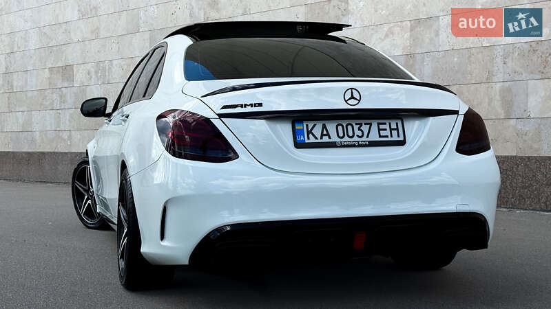 Седан Mercedes-Benz C-Class 2016 в Києві