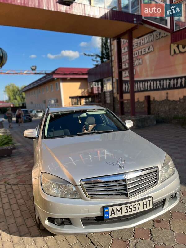 Mercedes-Benz C-Class 2008