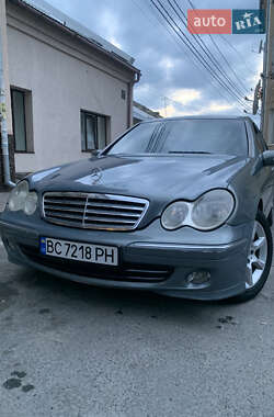 Седан Mercedes-Benz C-Class 2006 в 