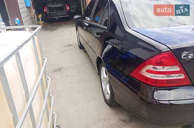 Седан Mercedes-Benz C-Class 2006 в 
