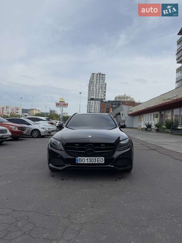 Универсал Mercedes-Benz C-Class 2016 в Львове