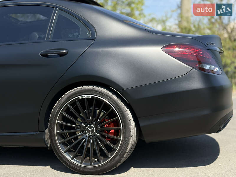 Седан Mercedes-Benz C-Class 2017 в Дніпрі