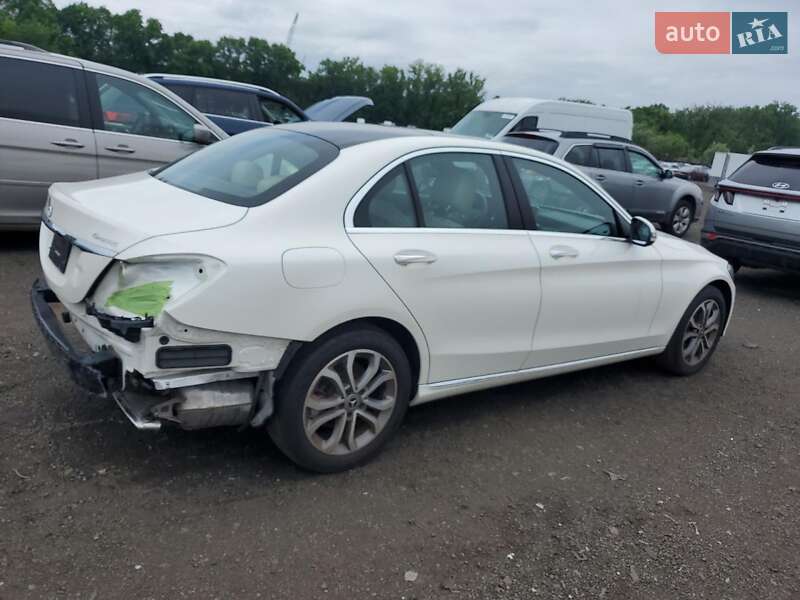 Седан Mercedes-Benz C-Class 2017 в Львове