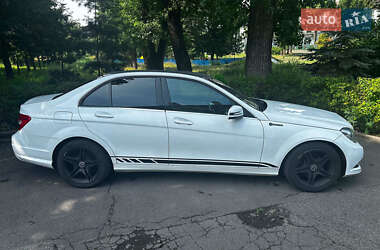Седан Mercedes-Benz C-Class 2012 в 