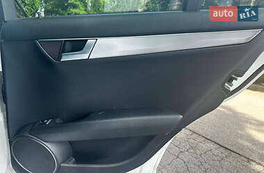 Седан Mercedes-Benz C-Class 2012 в 