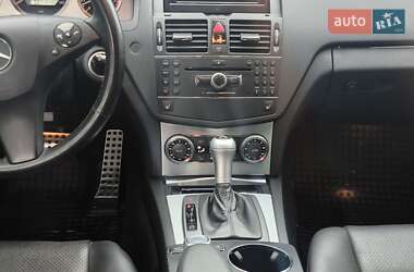 Седан Mercedes-Benz C-Class 2008 в Киеве