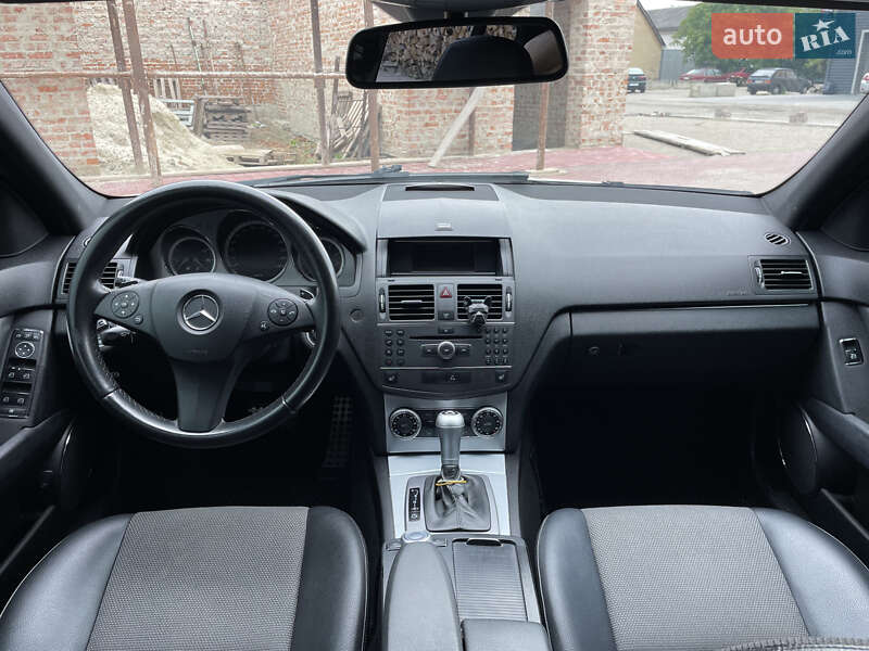 Седан Mercedes-Benz C-Class 2009 в Ивано-Франковске фото 9 Седан Mercedes-Benz C-Class 2009 в Ивано-Франковске