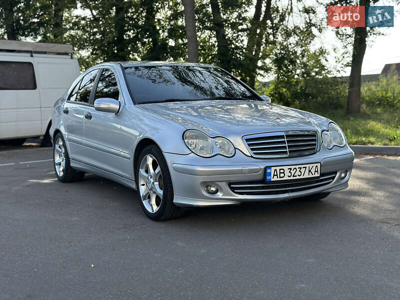 Mercedes-Benz C-Class 2006