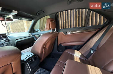 Седан Mercedes-Benz C-Class 2010 в 