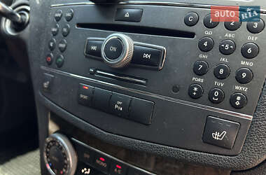 Седан Mercedes-Benz C-Class 2010 в 